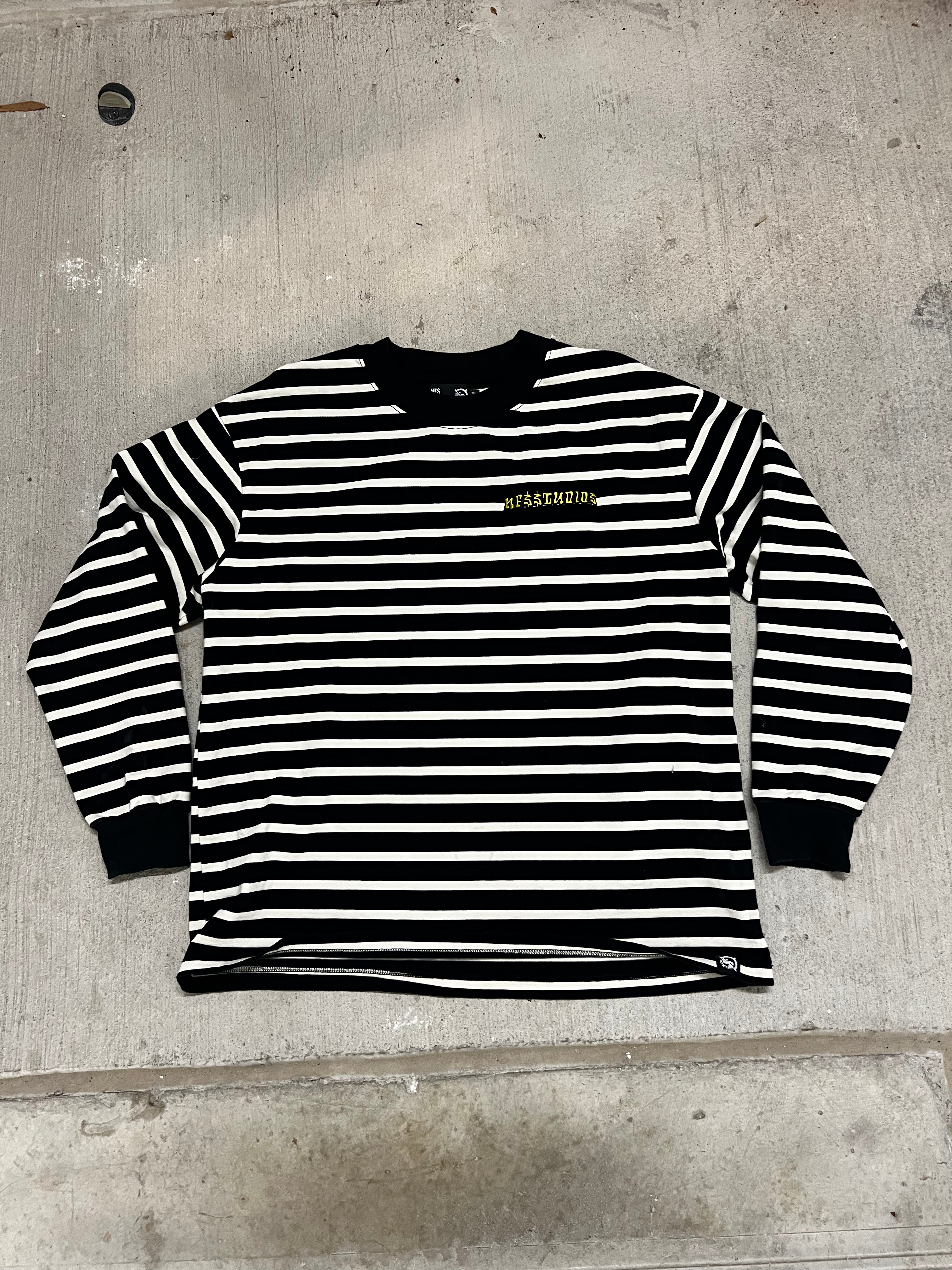 STRIPED LONGSLEEVE SHIRT