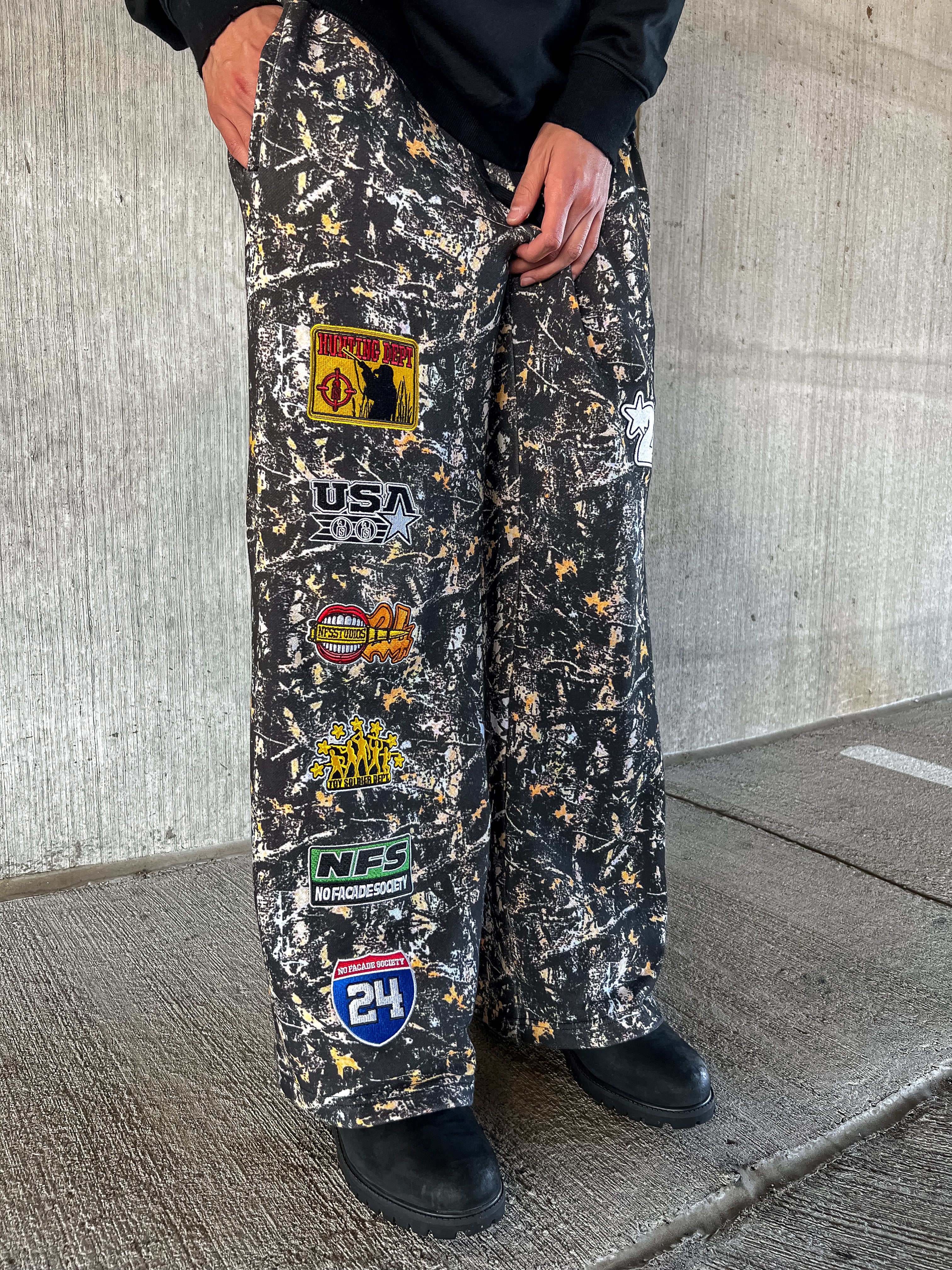 "HUNTER CAMO" BAGGY SWEATS